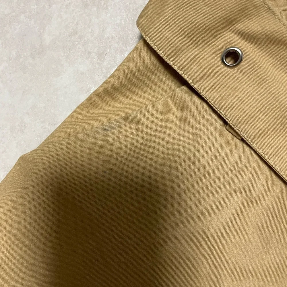 N/A has stain